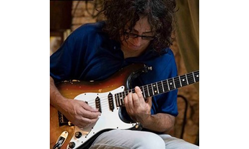 SERDAR ATEŞER  (GİTAR)